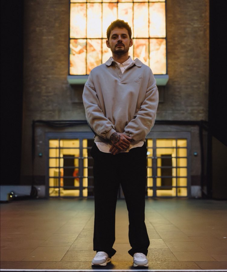 Portrait of tattoo artist Ruben de Bruin, known as Vliegwork